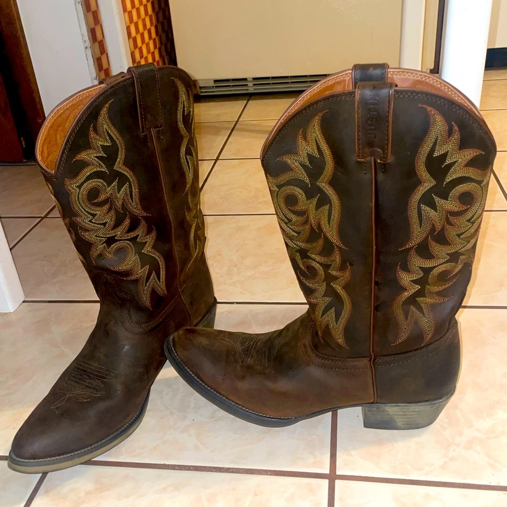 Men’s Justin cowboy boots